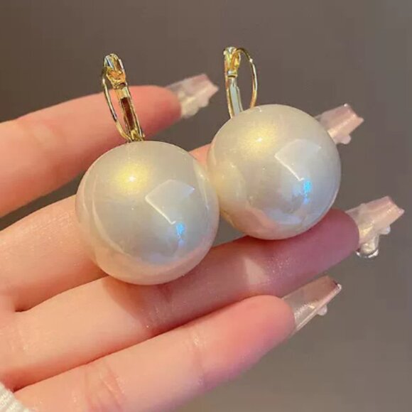 Elegant temperament Pearl earrings - Picture 1 of 1
